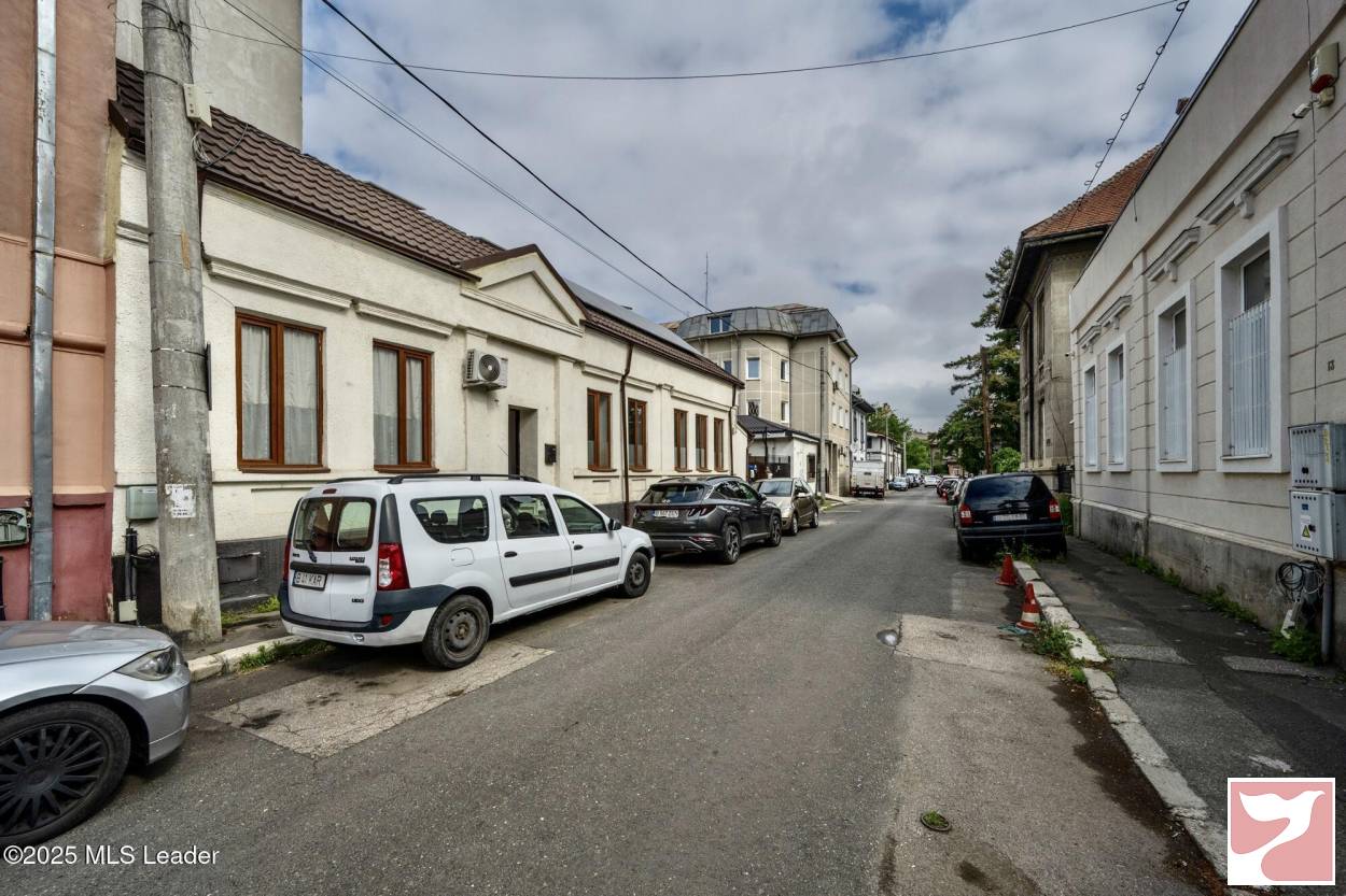 Casa/vila  3 CAMERE vanzare in Bucuresti, Calea Calarasi, 130 mp
