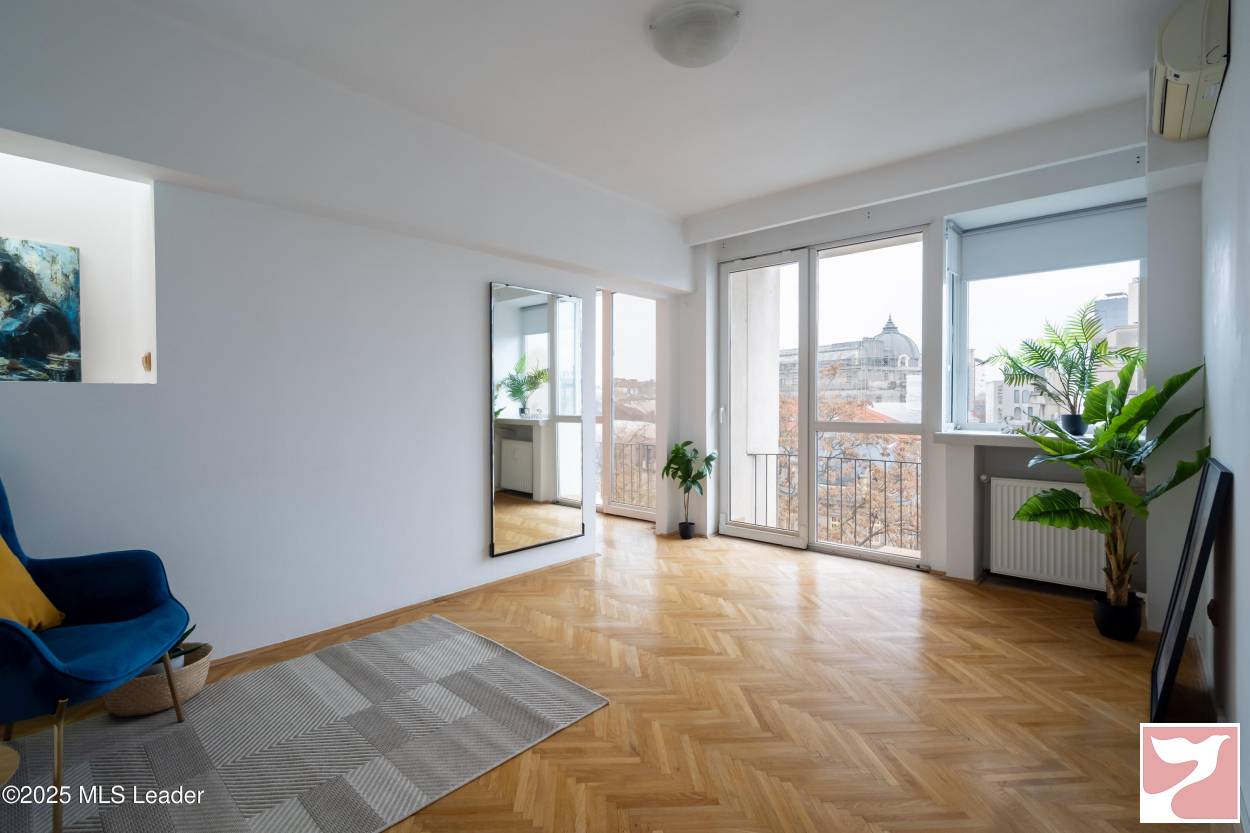 Apartament  2 CAMERE vanzare in Bucuresti, Romana, 49 mp