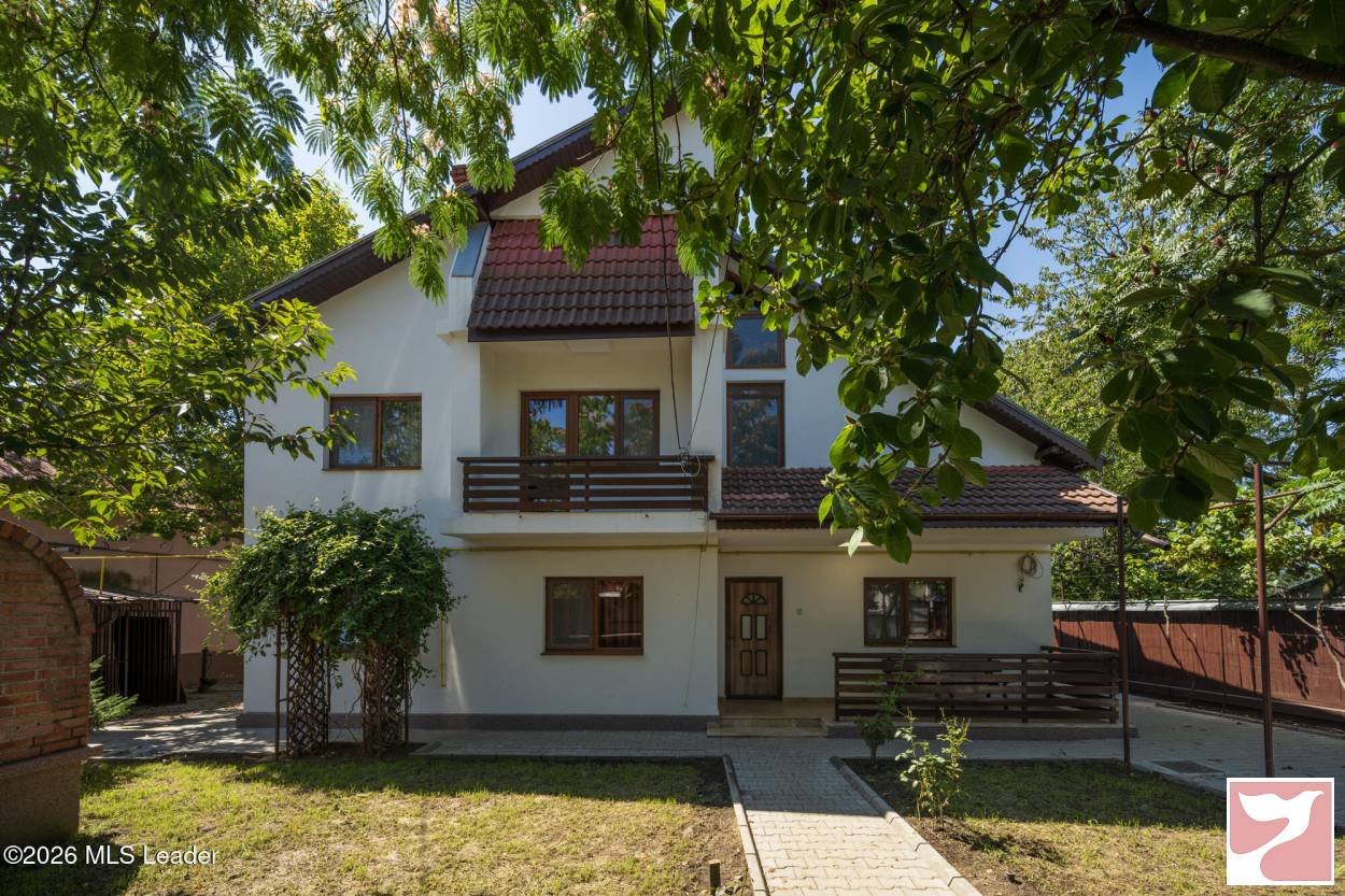 Casa/vila  8 CAMERE vanzare in Pucioasa, Pucioasa, 281 mp