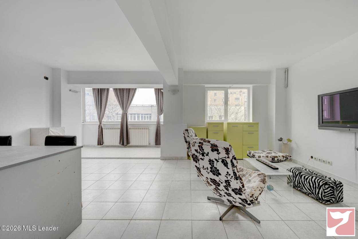 Apartament  2 CAMERE vanzare in Bucuresti, Calea Calarasi, 53 mp