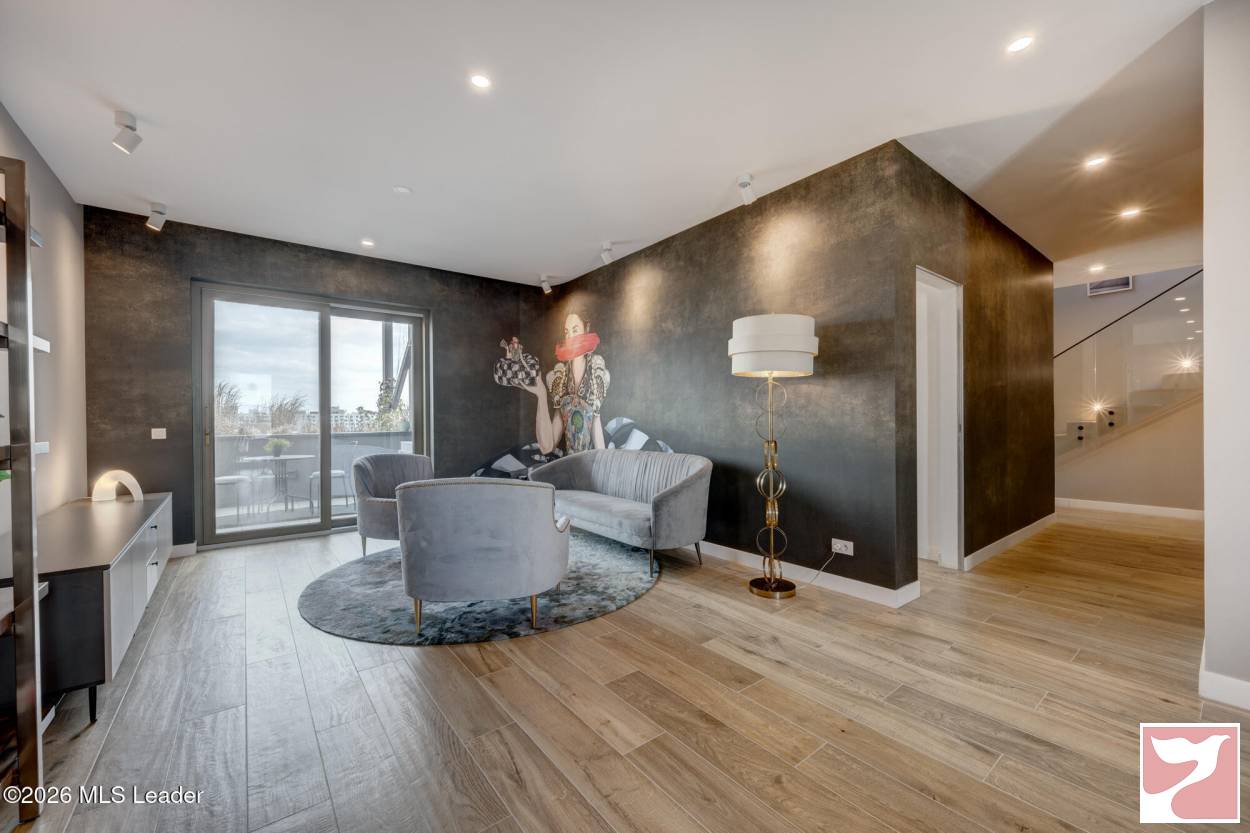 Apartament  3 CAMERE vanzare in Bucuresti, Stefan cel Mare, 274 mp