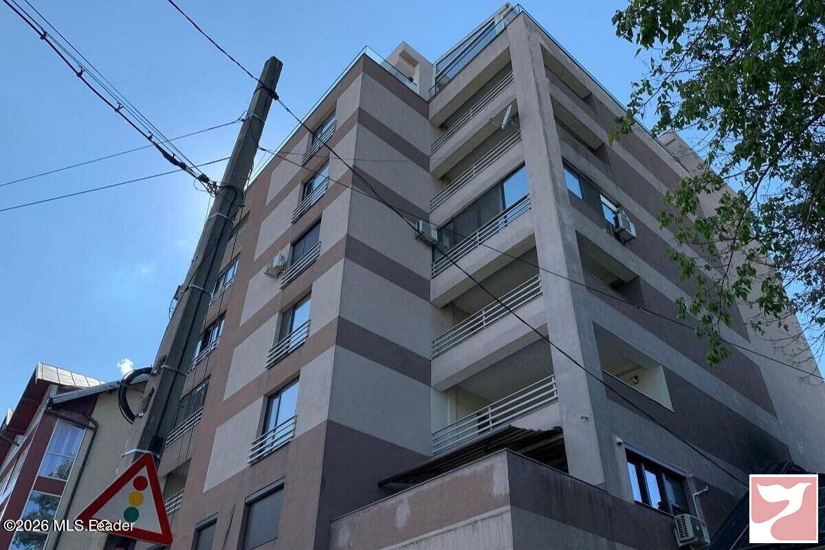 Apartament  3 CAMERE inchiriere in Pitesti, Centru