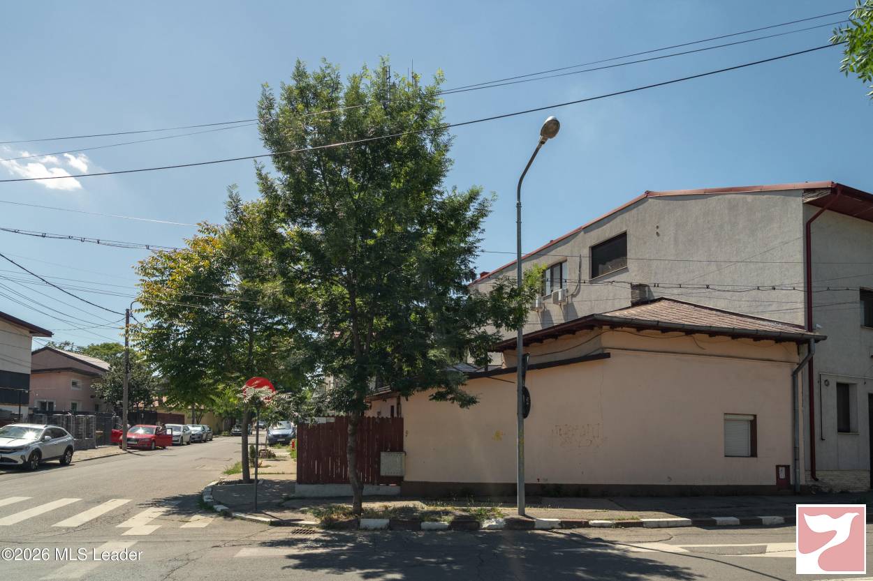 Casa/vila  3 CAMERE vanzare in Bucuresti, Viilor - Sura Mare, 110 mp
