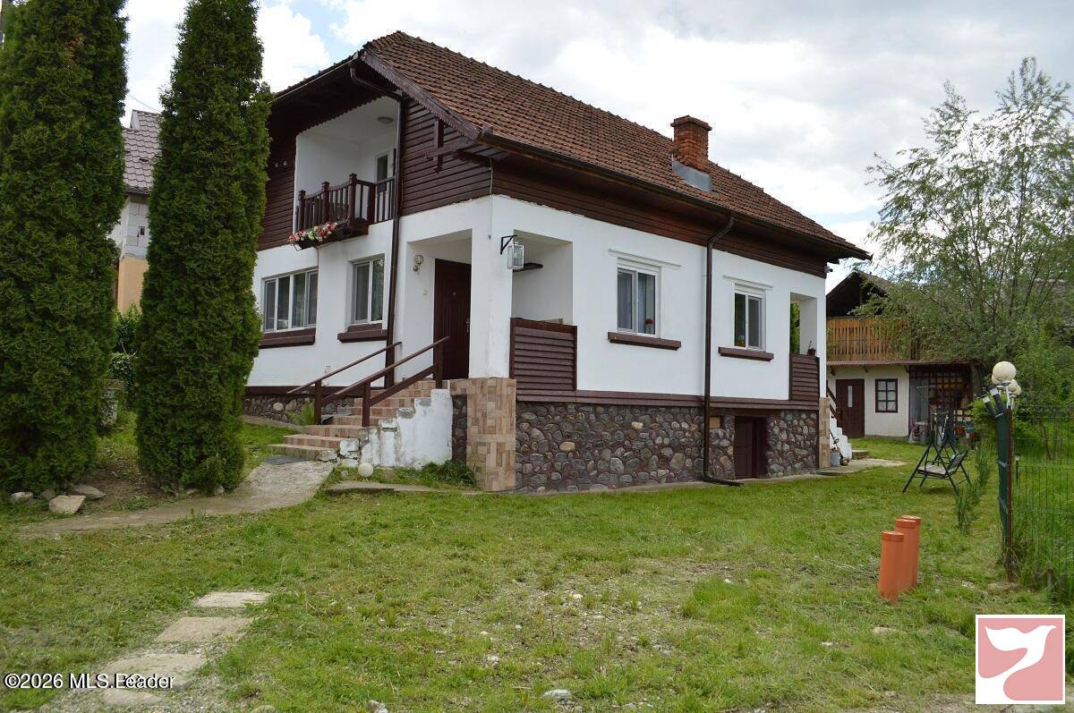 Casa/vila  4 CAMERE vanzare in Nucsoara, Slatina, 136 mp