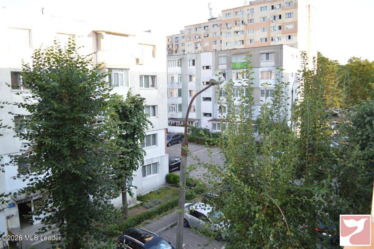 Apartament  2 CAMERE inchiriere in Pitesti, Gavana 2