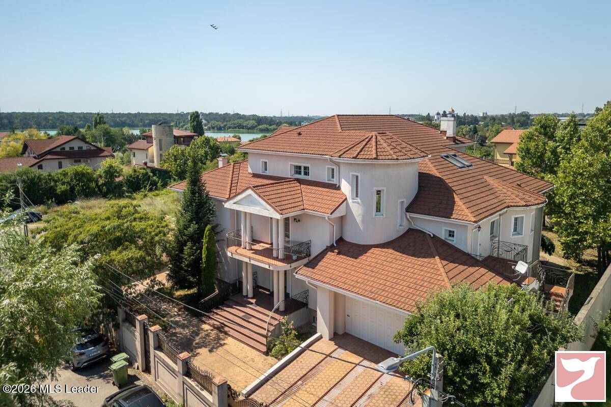 Casa/vila 8 CAMERE vanzare in Bucuresti Ilfov, Cernica, Cernica, 950 mp
