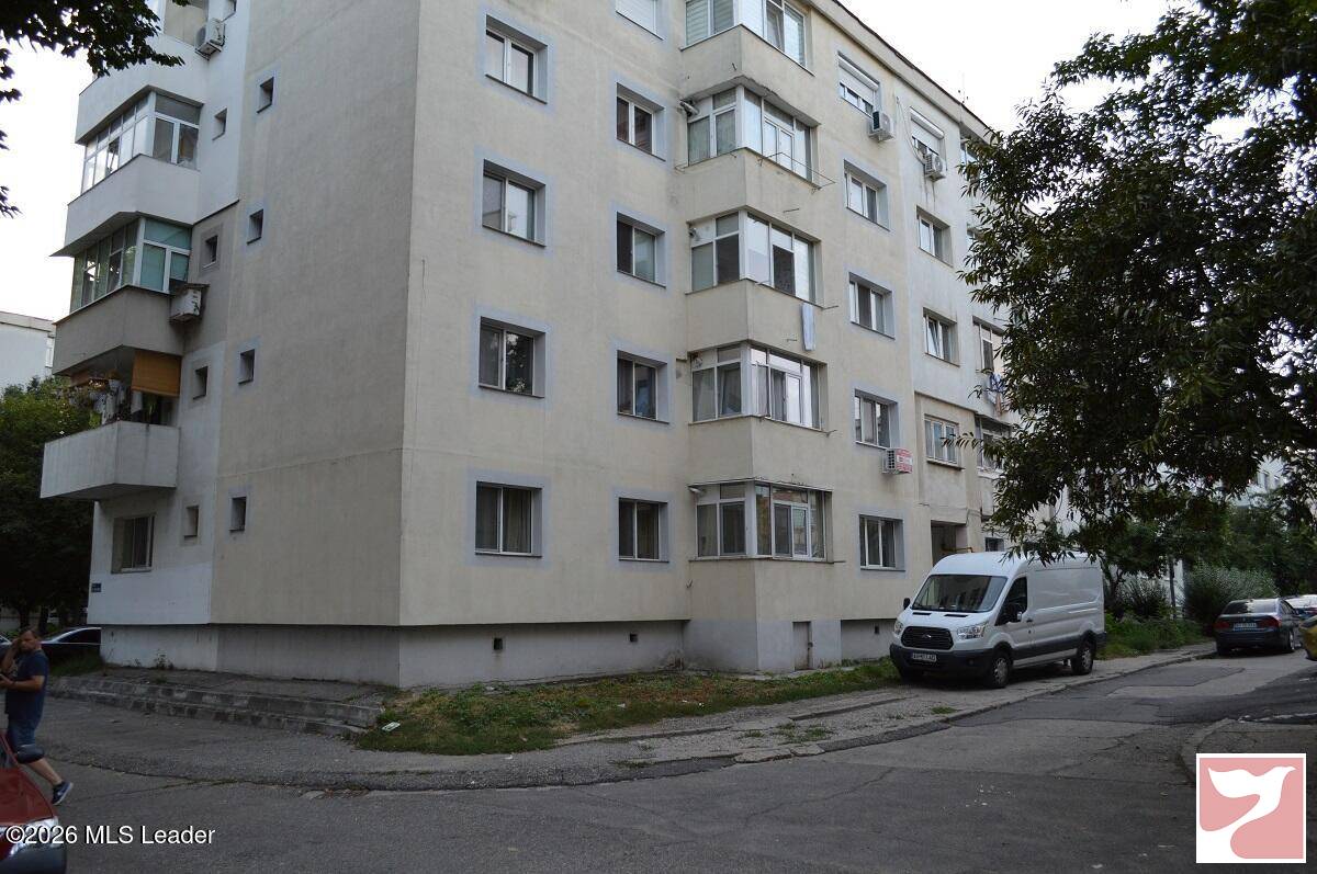 Apartament  3 CAMERE vanzare in Pitesti, Popa Sapca, 68 mp