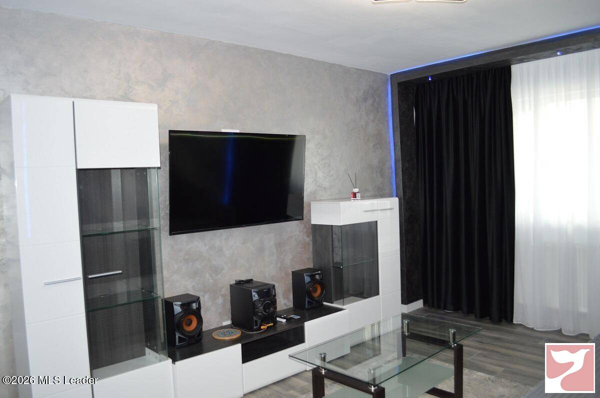 Apartament  3 CAMERE inchiriere in Pitesti, Nord