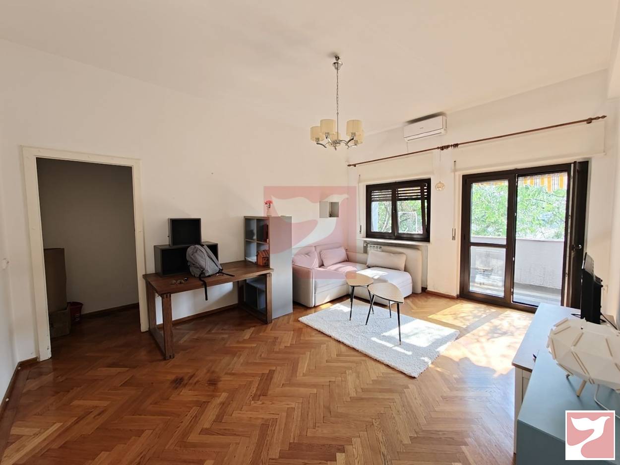 Apartament  2 CAMERE vanzare in Bucuresti, Ultracentral, 77 mp